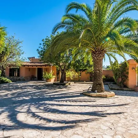 Ferragut Holiday home